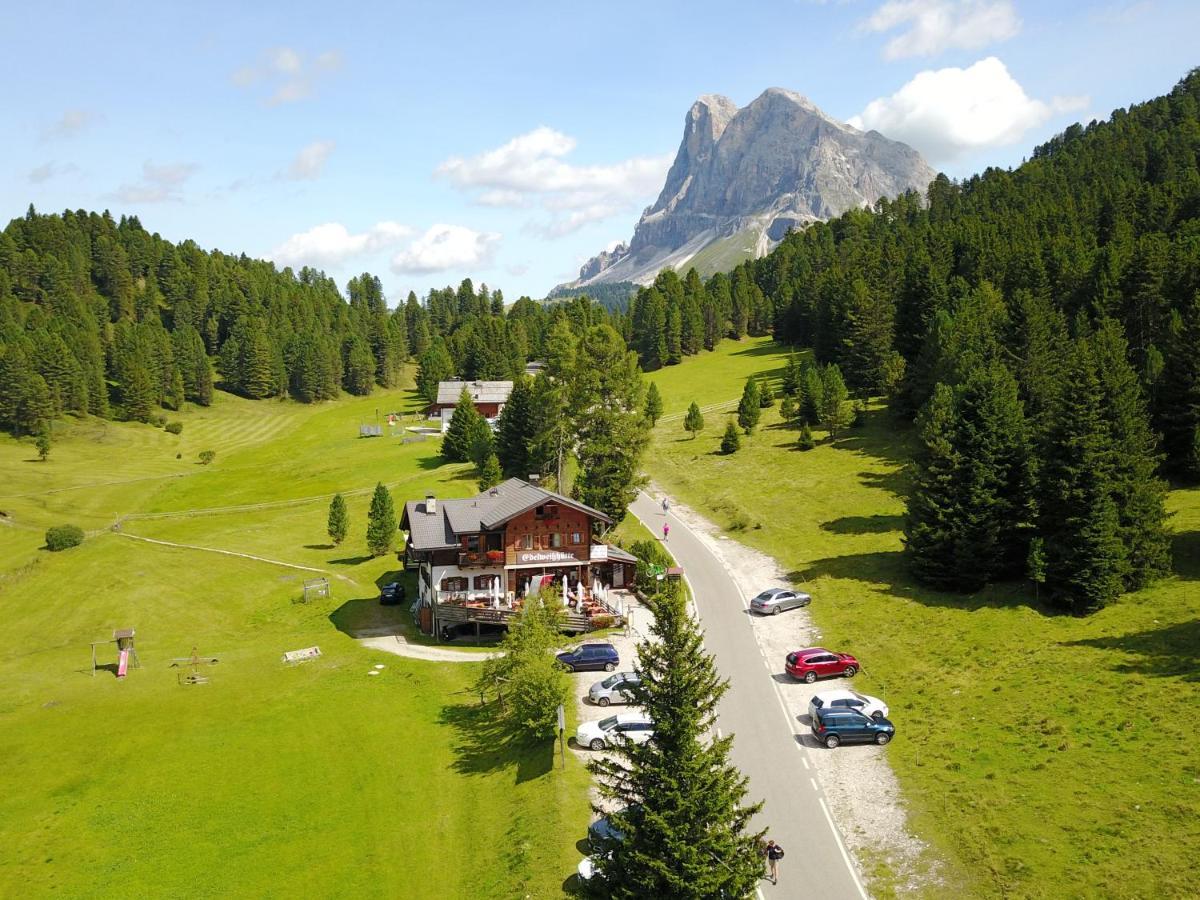 Edelweisshuette Hotel Funes  Bagian luar foto